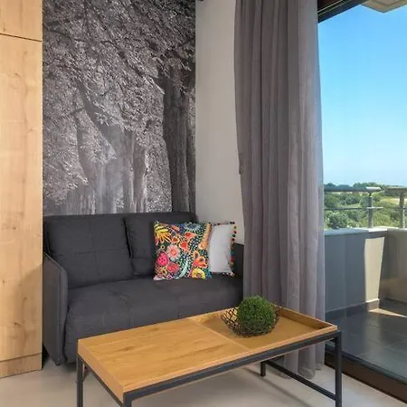 Menta Lux Sea View Apartment